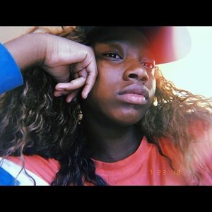 Meet your Posher, Monique